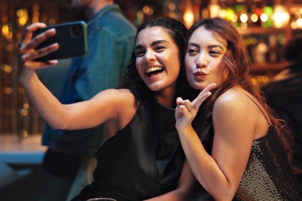 Selfie,,Peace,Sign,And,Women,Or,Friends,At,Night,Club